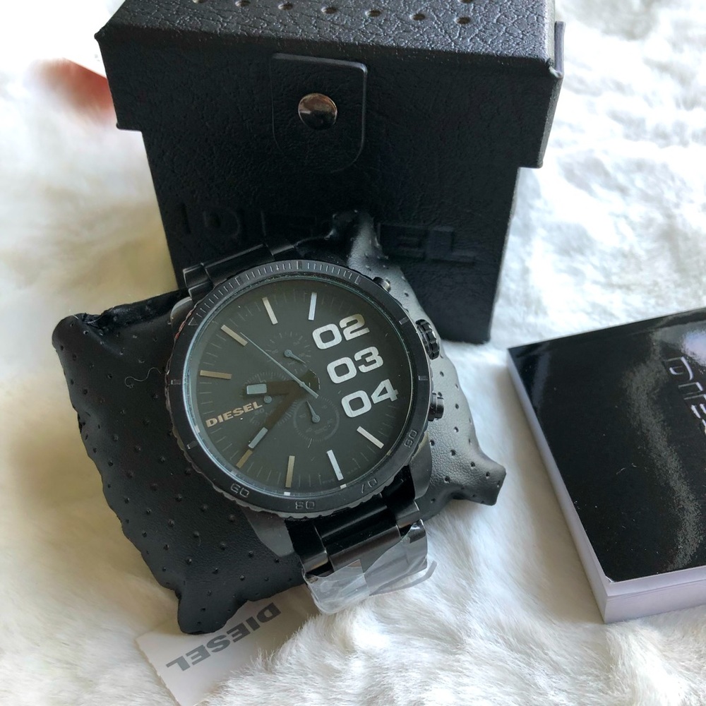 DIESEL MEN'S BLACK DIAL STAINLESS STEEL WATCH DZ4207 / NWT